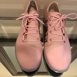 Under Armour sneaker